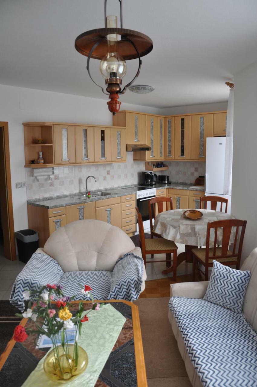 Rezidenca Ervin Guest house